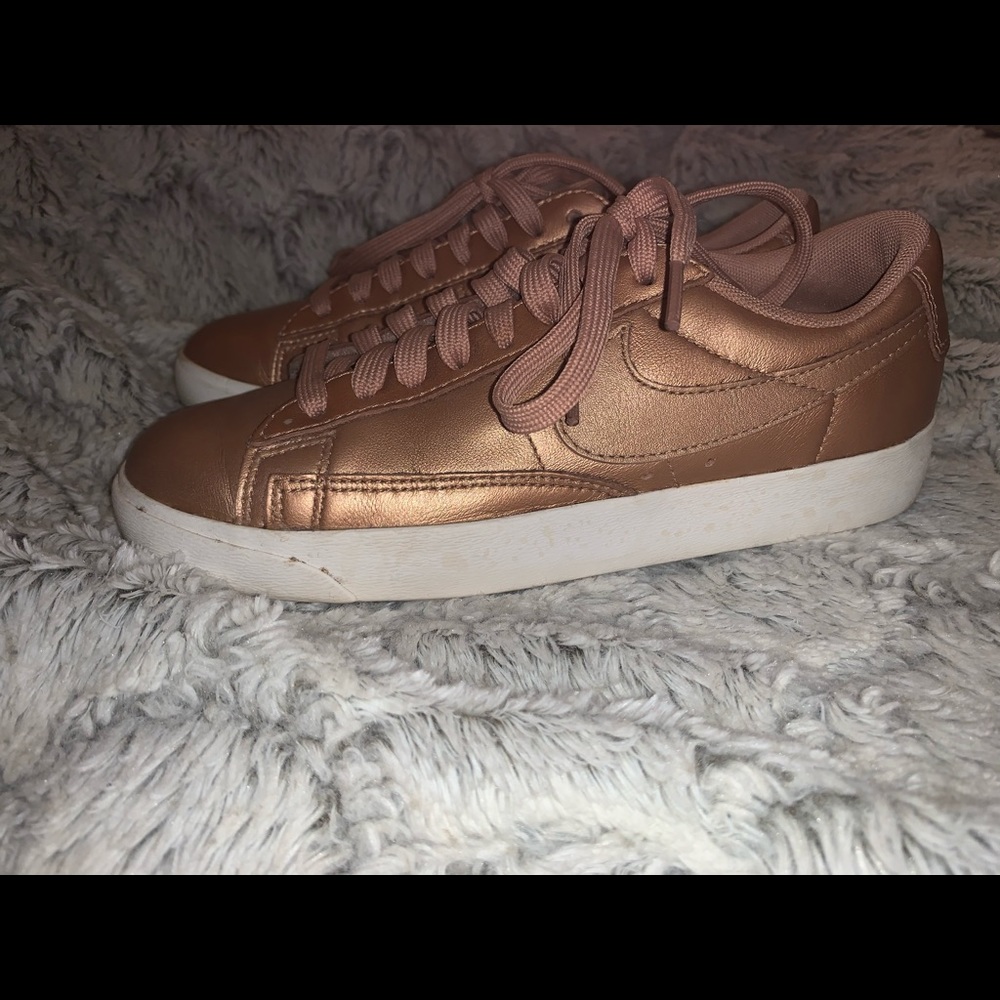 Nike Bronze Metallic Shoes